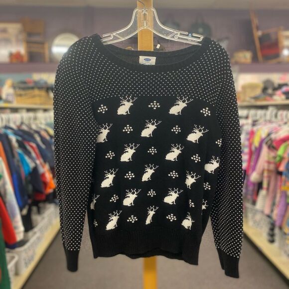 Old Navy Sweaters - Xl Old Navy black white sweater
